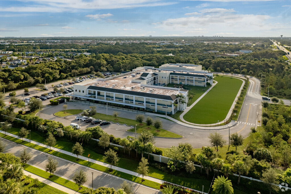 The beautiful campus of Franklin Academy in Palm Beach Gardens, FL.