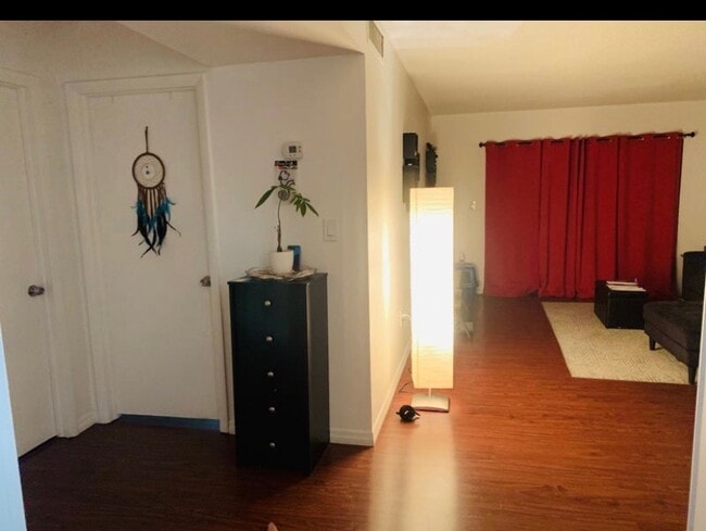 Capri Gardens Condominiums unit A320, North Miami, FL 33161 - photo 7