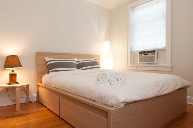 3934 46th St unit 2E, Sunnyside, NY 11104 - photo 3