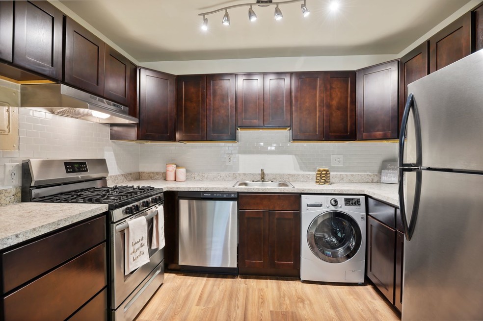 Cross Creek, Laurel, MD 20707 - photo 1