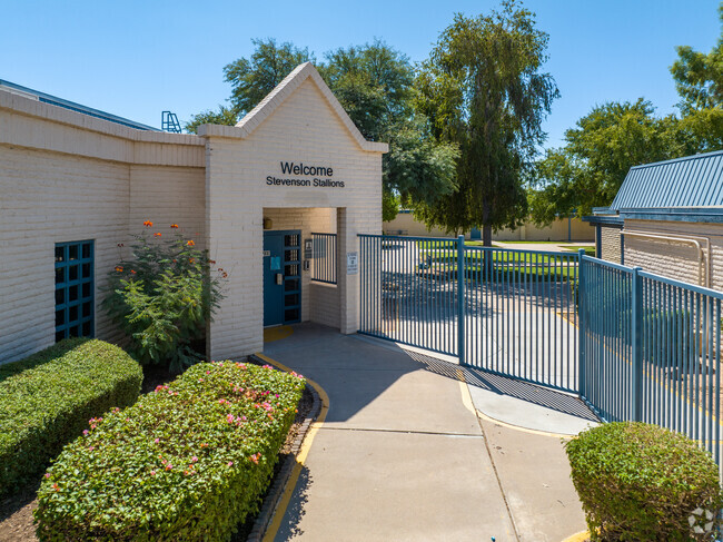 Stevenson Elementary School's Stallions are welcomed to campus in Mesa, Arizona.