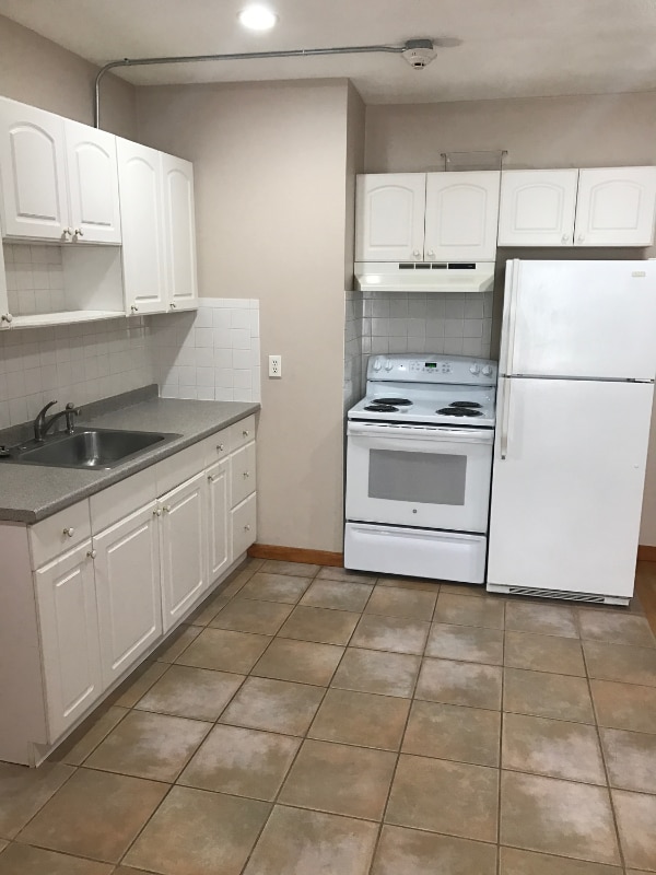 22 Lawrence St unit 2L, Pawtucket, RI 02860 - photo 6