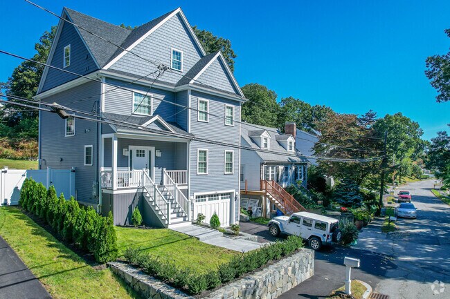 Row of different style of homes in Lakeview, Waltham.