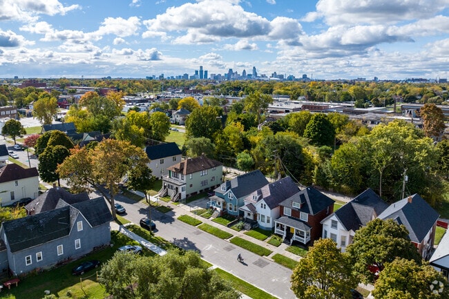 Gratiot Town-Kettering is located just minutes from downtown Detroit.