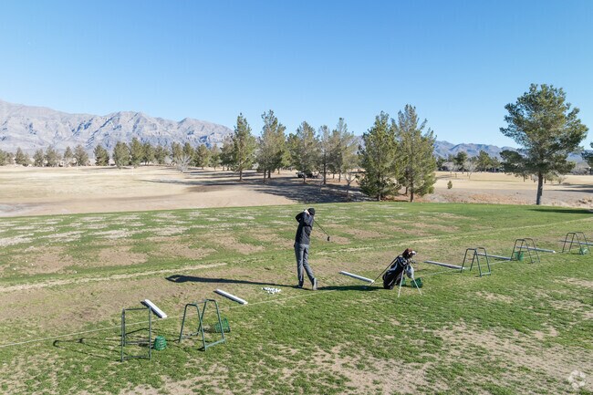 Residents of Aliante can relax at one of the golf courses in the area.