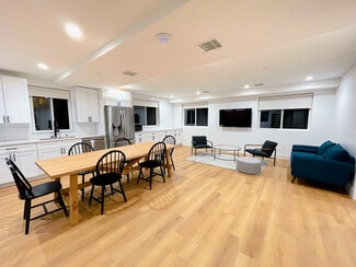 1351 W 37th St, Los Angeles, CA 90007