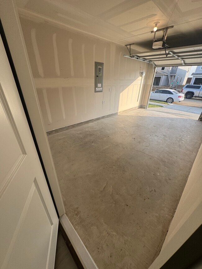 12169 Steeplechase Dr, Providence Village, TX 76227 - photo 5