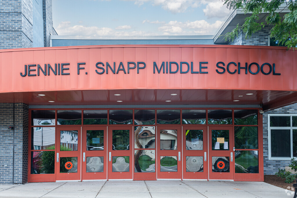 Jennie F Snapp Middle School