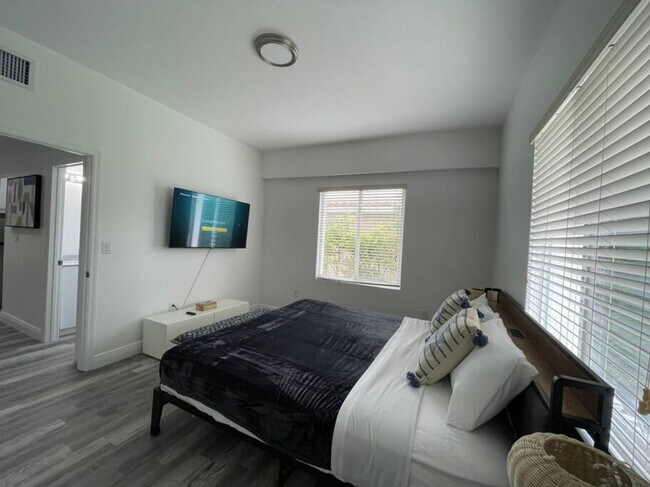 29 Oviedo Ave unit ID1056534P, Coral Gables, FL 33134 - photo 6