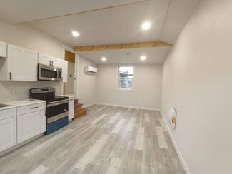 4510 SE 99th Ave, Portland, OR 97266