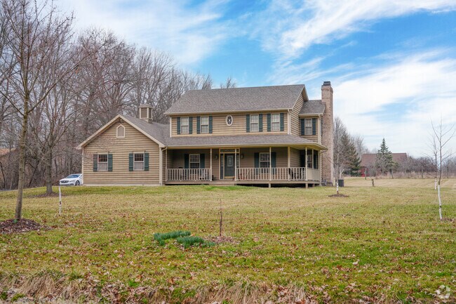 Homes in Porter can often sit on acreage.