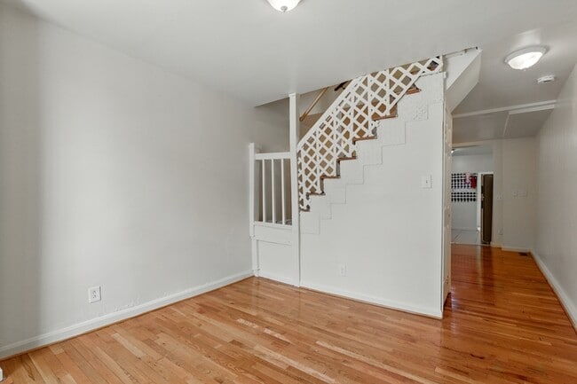 2657 Lehman St, Baltimore, MD 21223 - photo 2
