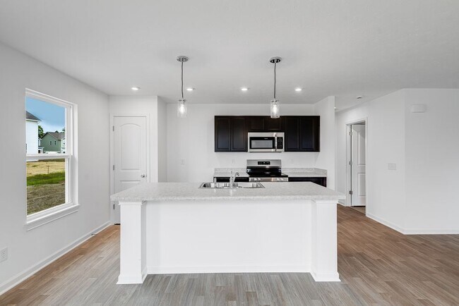 2019 White Oak Ln, Shelbyville, IN 46176 - photo 2