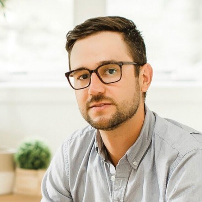 Agent Photo