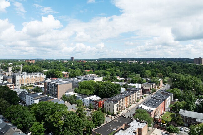Park South has a urban build with lots of green space around to feel connected to mother nature.