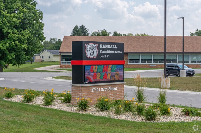 Randall Consolidated School has an overall B- ranking on Niche.