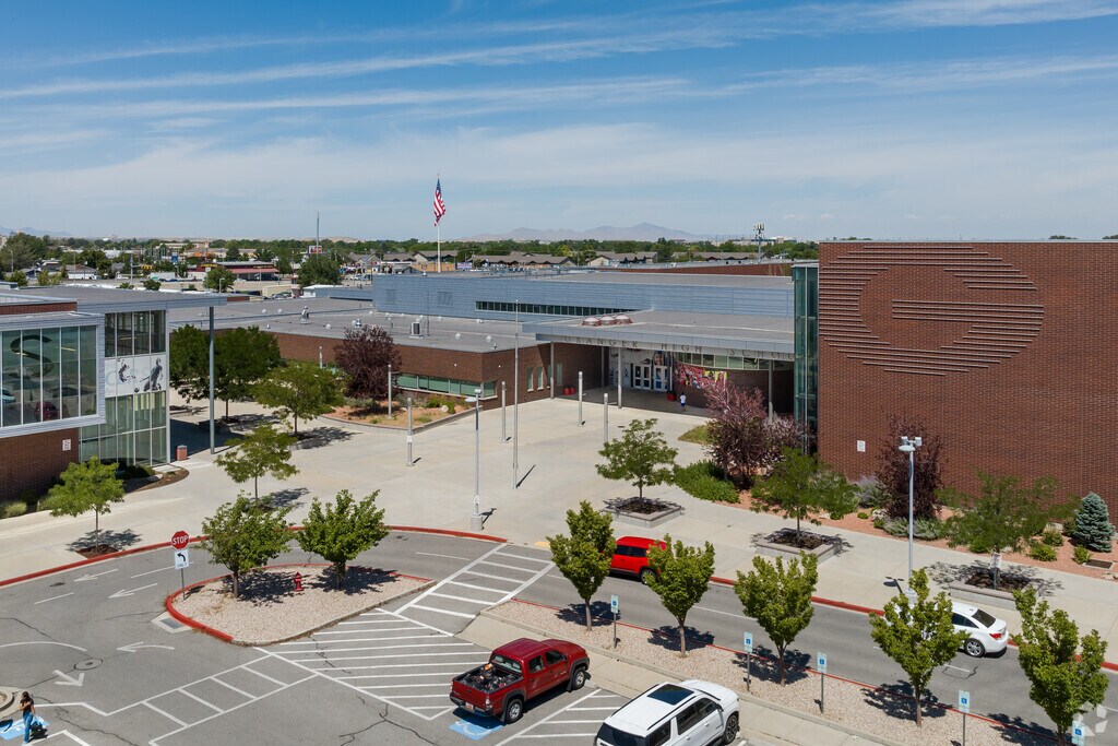 Granger High School, Rankings & Reviews