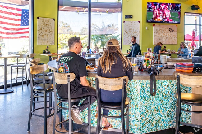 Momma's Comfort Food is a popular destination for lunch and dinner in Yorktown.