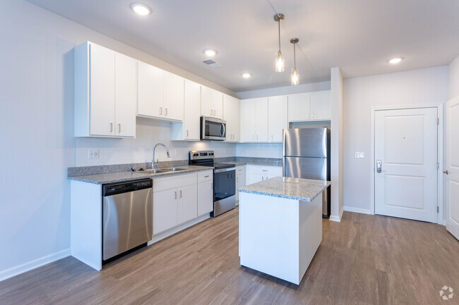 1 BR, 1 BA - A - 658 SF