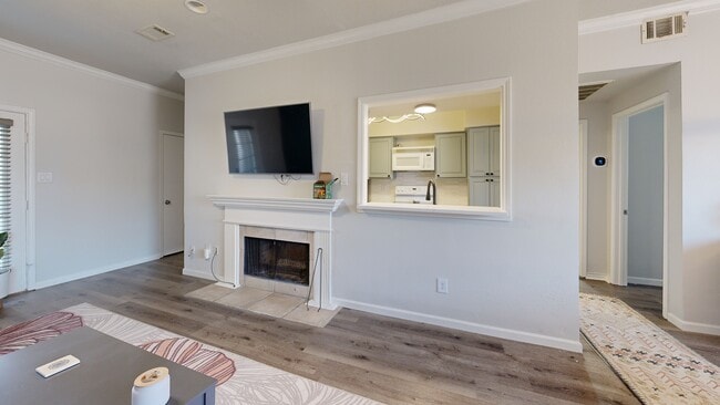 3550 Country Square Dr unit 111A, Carrollton, TX 75006 - photo 3