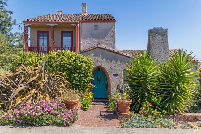 Oak Knoll's iconic Spanish Mission style architecture invokes a rich California history.
