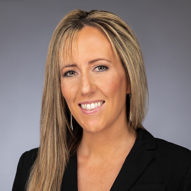 Trish Applegate