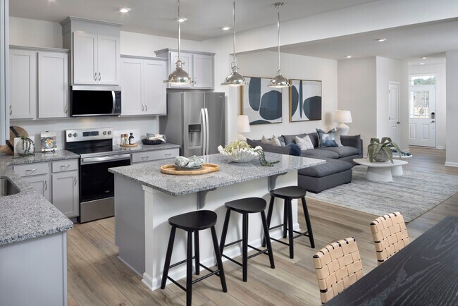 640 Cassidy Ct, Clover, SC 29710 - photo 5