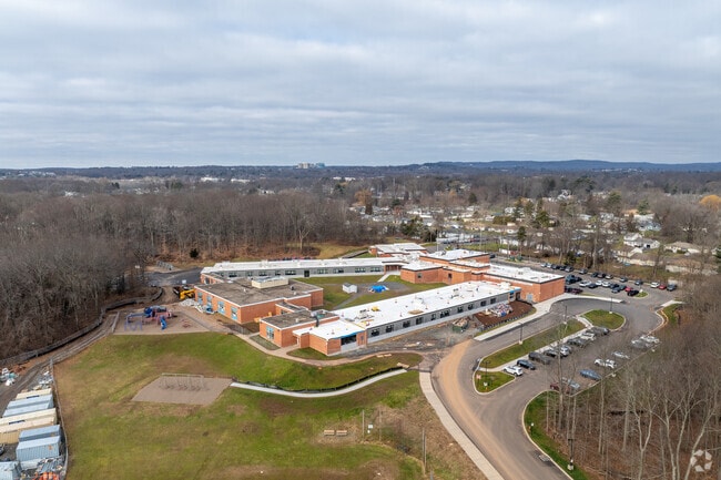 Anna Reynolds School, is a public school located in Newington, CT