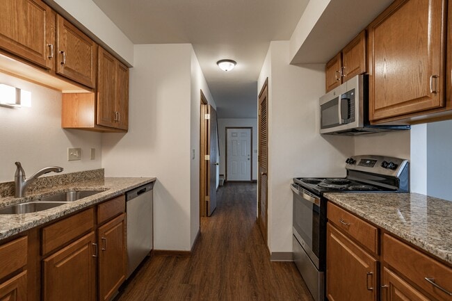 Park Place Apartments, Stevens Point, WI 54481 - photo 2