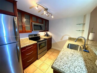 4530 SW 68th Court Cir Unit 2, Miami, FL 33155