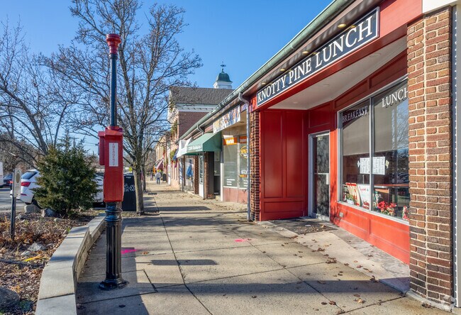 Aubrundale residents get lunch at The Knotty Pine.