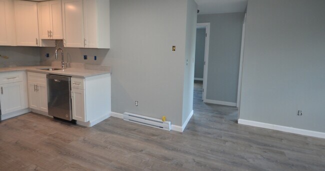 117 Cross St unit 117, Somerville, MA 02145 - photo 3