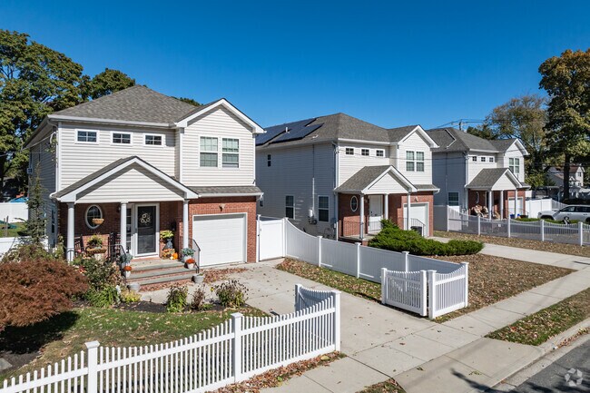 New traditional homes in Roosevelt offers residents a suburban feel.