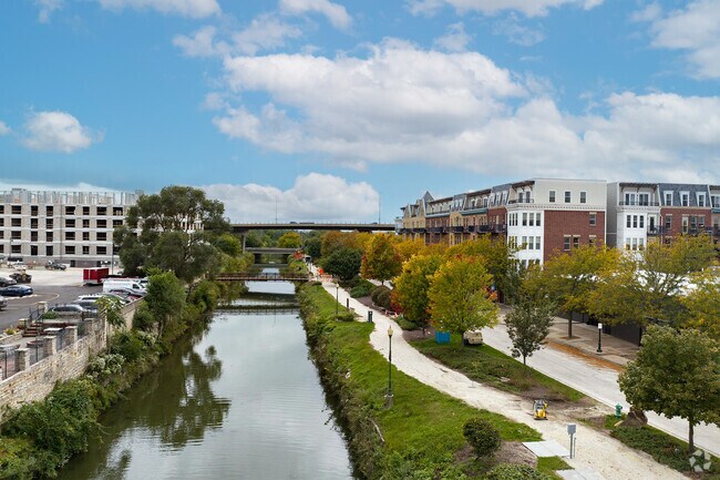 The Des Plaines runs near the historic downtown Lemont which has great restaurants & shops.