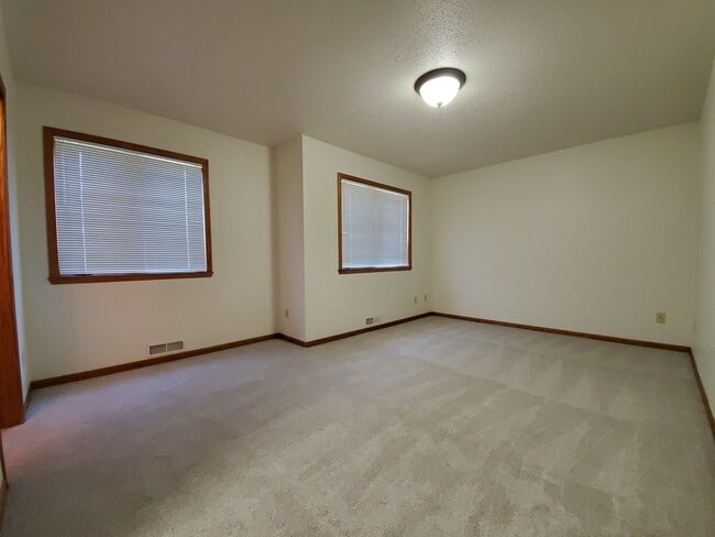 Tucker Pointe Townhomes, Fargo, ND 58103 - photo 6