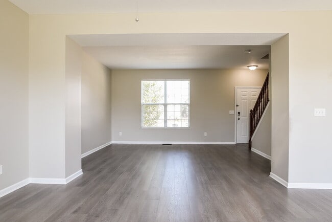 25 W Twin Maple Ave, Lithopolis, OH 43136 - photo 5