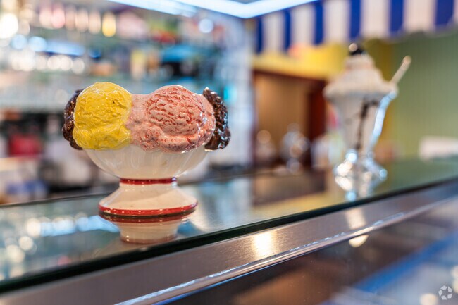 Buffalo Restaurant and Ice Cream Parlor has an old-fashioned diner feel.