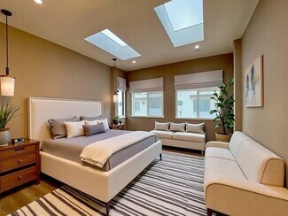 1217 N Virgil Ave, Los Angeles, CA 90029