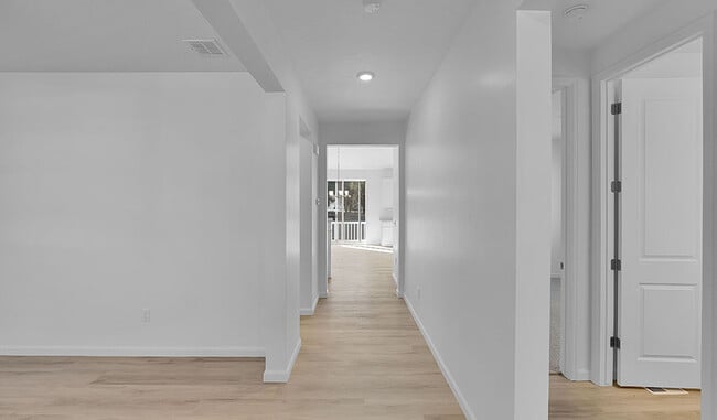 2068 E Dolan Dr, Lake Point, UT 84074 - photo 7