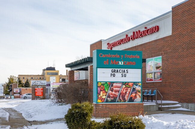 Super Mercado El Mexicano is a grocery store that sells Mexican goods.