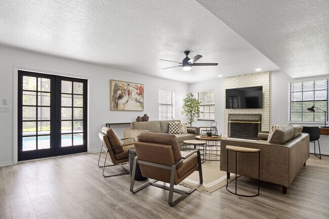 2540 Albany Dr unit ID1094238P, Kissimmee, FL 34758 - photo 3