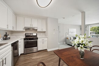 158 Concord Rd, Billerica, MA 01821