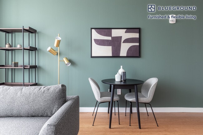 120 Kingston St unit FL8-ID245, Boston, MA 02111 - photo 3