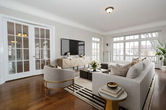 10 Hanford Ave Unit 1, New Rochelle, NY 10580