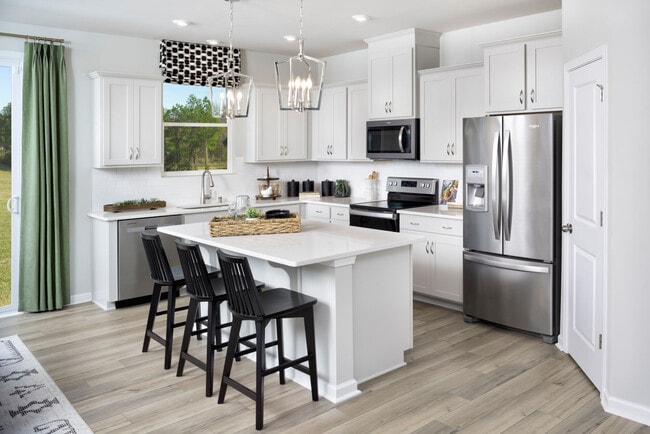 7006 Hodges Meadow Ln, Charlotte, NC 28213 - photo 3