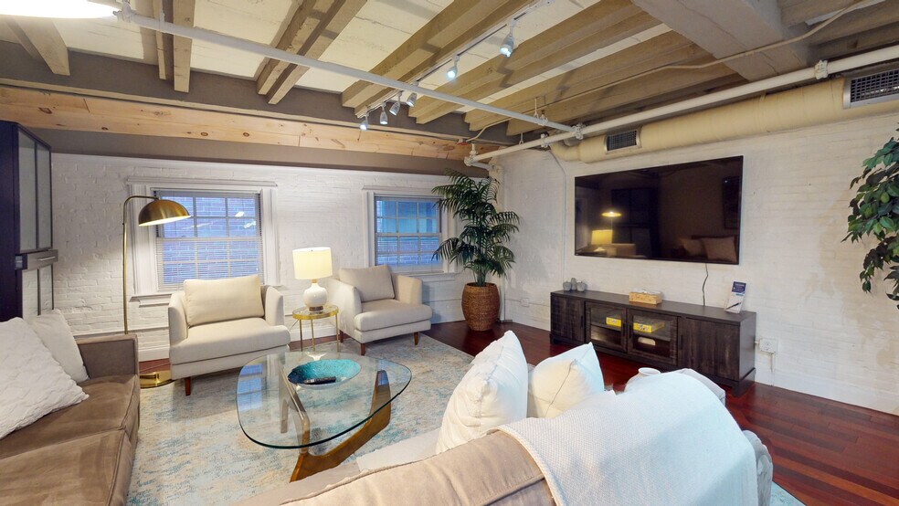 15 Union St unit 2, Boston, MA 02108 - photo 1