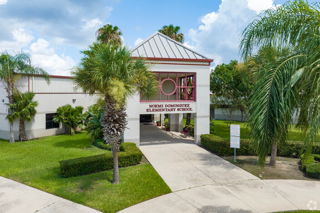 Noemi Dominguez Elementary School
hosts grades Pre-K to 5th in the city of La Feria, Tx.