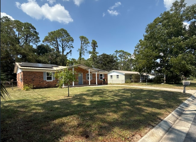 1003 Bartow Ave, Pensacola, FL 32507 - photo 2