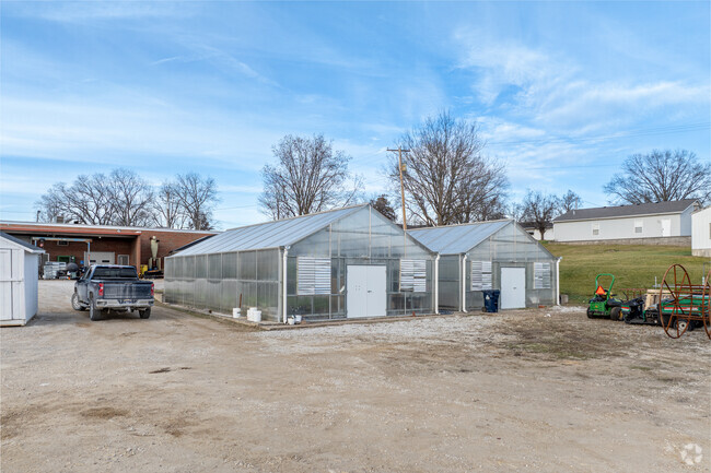 Ida Cannon Middle School has a greenhouse for agricultural learning.