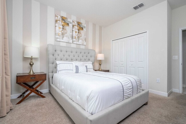 4827 Kings Castle Cir unit ID1280982P, Kissimmee, FL 34746 - photo 7